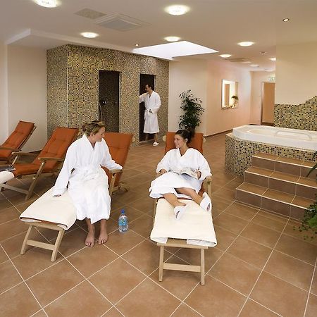 Airport Hotel Paderborn Ahden Extérieur photo
